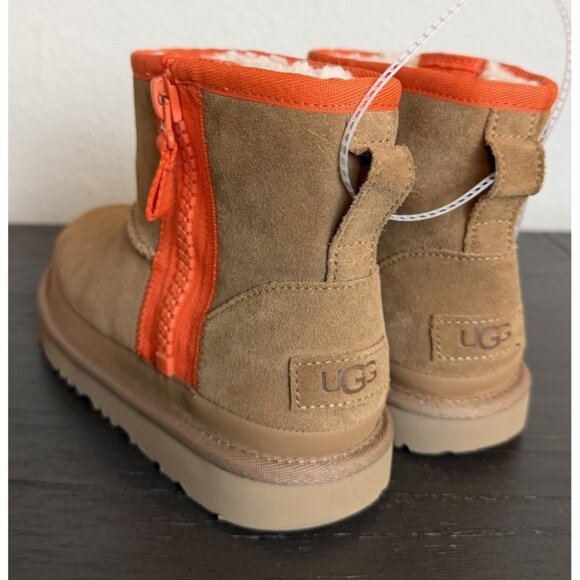 UGG CLASSIC MINI ZIPPER TAPE LOGO CHESTNUT SUEDE- YOUTH BOOT SIZE 4 - NWOB - Picture 5 of 14
